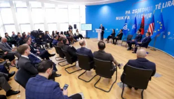 “Lubi Balluku me dy dosje dhe nuk i hiqet imuniteti”/ Berisha: Ka vjedhur paratë e shqiptarëve, AKSHI i kunatit dhe…