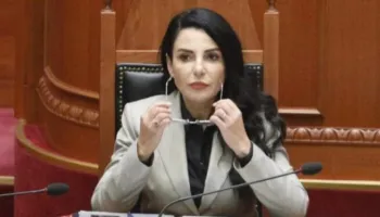 ‘Lubia me 300 apartamente, 2 jahte dhe 14 supermarkete’, PD: Po i krijohen kushte të manipulojë provat