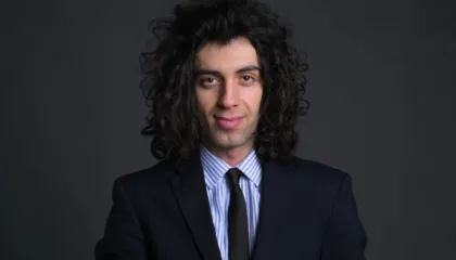 Luciano Bardhi po sjell librin e tij të tretë – një udhëtim i thellë drejt pankreasit, organit që flet pak, por vendos shumë.