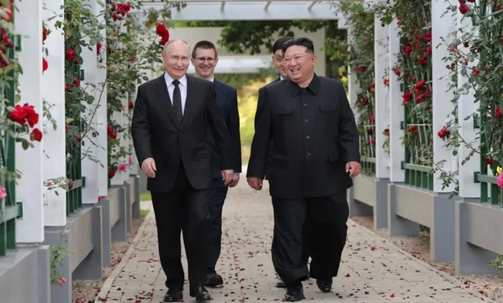 “Lufta në Ukrainë krijoi “lidhje gjaku” midis Koresë së Veriut dhe Rusisë”/ Ky është mesazhi që Kim Jong Un i dërgoi Putinit
