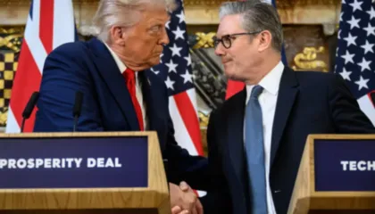 Lufta në Ukrainë, situata në Gaza dhe emërimi i ambasadorit të ri britanik në Uashington, Trump bisedë telefonike me Starmer