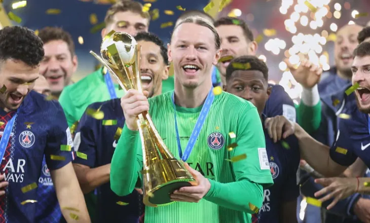 Luis Enrique bën zbulimin e pabesueshëm: Safonov i priti dy penallti me dorën e thyer