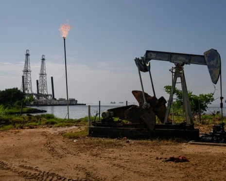 Maduro thotë se arsyeja e vërtetë e fiksimit të Trumpit me Venezuelën është nafta – a ka të drejtë?