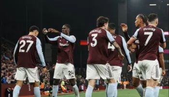 Man. United dështon sërish, Aston Villa fiton ndaj “Djajve” dhe shkruan historinë (video)