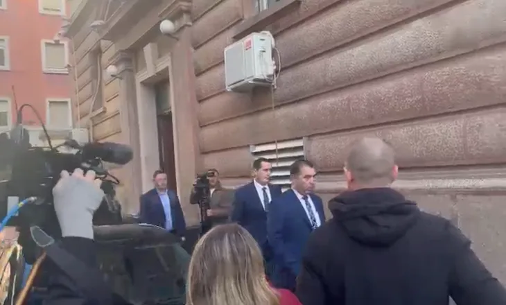 “Mandatet” mblidhen për Ballukun, 3 prokurorët e SPAK mbërrijnë në Kryesinë e Kuvendit