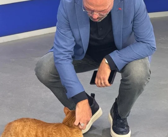 Manjani te macja e Euronews!