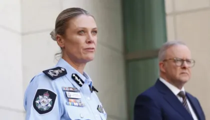 Masakra me 15 të vrarë në Bondi Beach, Australia njofton skemën e blerjes së armëve