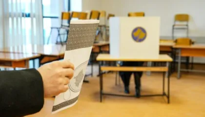 Mbyllen qendrat e votimit në Kosovë, pjesëmarrja me e lartë se në zgjedhjet e 9 shkurtit