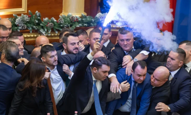 Mbyllet seanca plenare, rendi i ditës votohet pa diskutim