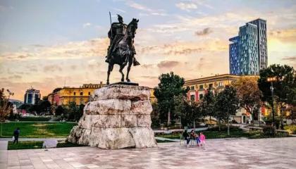 Media izraelite: Në vend të Budapestit, zgjidhni Tiranën!