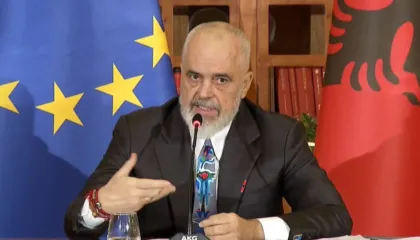 Mesazhet me Ballukun për të takuar Ramë Gecin, Rama: Unë takoj kë të dua, s’është çudi t’ia kem thënë ministres