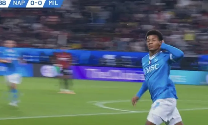 Mike Maignan e “dreqos”, pjesa e parë i takon Napolit në Riad (video)