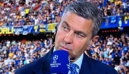 Milani fiton, por Costacurta e qorton: 27 pasime mes mbrojtësve qendrorë në 5 minuta!