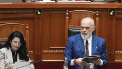 Ministeriali i Energjisë së BE “shuplakë” Shqipërisë: Keni dështuar në përmbushjen e detyrimeve, keni afat deri në 1 Korrik 2026…