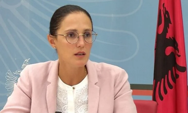 Ministrja Ibrahimaj: Janë tërhequr mbi 42 mijë bonuse nga pensionistët në vetëm 2 ditë