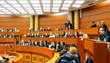 Miratohet nga Këshilli Bashkiak i Tiranës buxheti me vlerë 400 mln €/ PD: S’ka legjitimitet! 29 amendamentet e opozitës nuk hidhen në votim