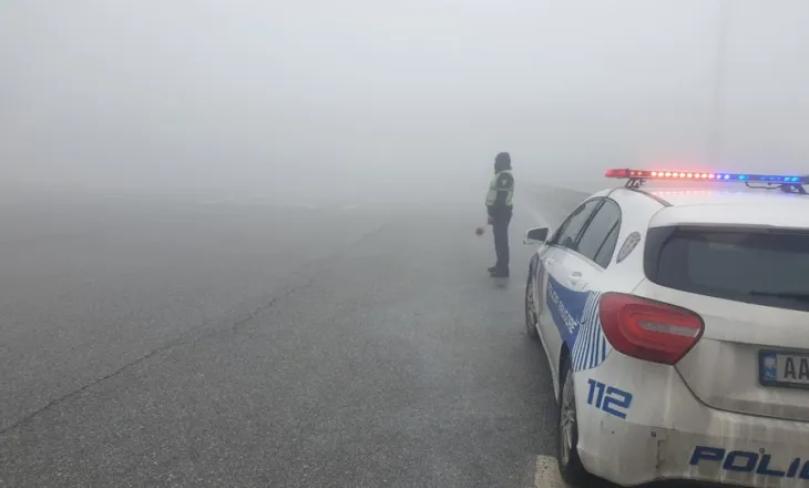 Mjegull në rrugën e Kombit, policia apel drejtuesve të mjeteve për kujdes