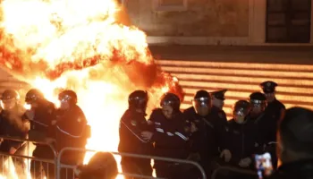 Molotovët dhe dhuna ndaj Policisë, arrestohen katër militantë të opozitës