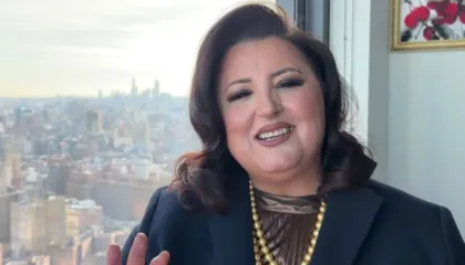 Mori titullin ‘Qytetare Nderi’ e Kavajës, reagon Parashqevi Simaku: Guri i rëndë në vend të vet