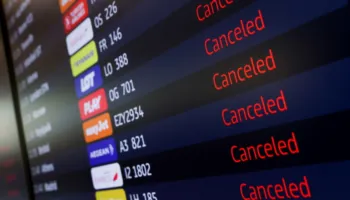Moti i keq godet SHBA-në, 1,364 fluturime të anuluara dhe 4,267 të vonuara