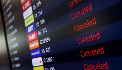 Moti i keq godet SHBA-në, 1,364 fluturime të anuluara dhe 4,267 të vonuara
