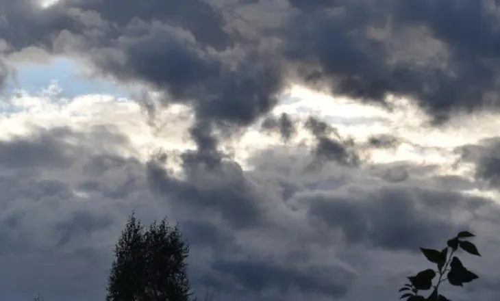 Moti për sot i paqëndrueshme, me vranësira mesatare dhe reshje lokale