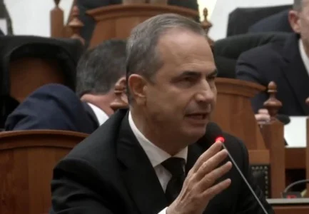 “Na e keni tundur për vite me radhë, si shembull suksesi”/ Arrestimi i Mogherinit, Boçi:E ka nxjerrë nga sqetulla e vet