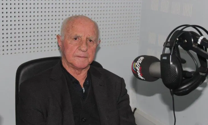 Ndahet nga jeta Ismet Bellova, komentatori i rrallë i ndeshjeve sportive