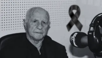 Ndahet nga jeta Ismet Bellova, zëri legjendar i komentimit të ndeshjeve të futbollit në Shqipëri