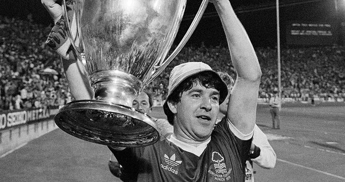 Ndahet nga jeta Xhon Robertson, legjenda e Notingham Forest