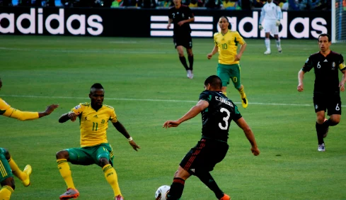 Ndeshja e parë e Botërorit, skuadrat përballen ashtu si në vitin 2010