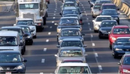 Ndryshojnë rregullat e zhdoganimit të makinave, ja si do të vlerësohen mjetet që hyjnë në Shqipëri