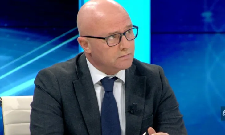 Ne demokratët dhe ata që edhe në përgjime e konsiderojnë njëri-tjetrin plehra dhe kurva, që i shërbejnë vetëm parasë