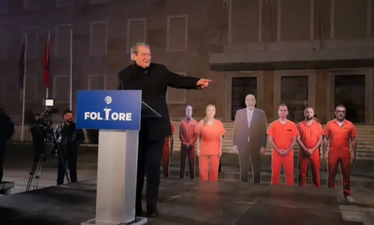 ”Ne e mbyllim sot protestën për ta nisur vitin me protesta”, Berisha: Ky regjim po shkërmoqet