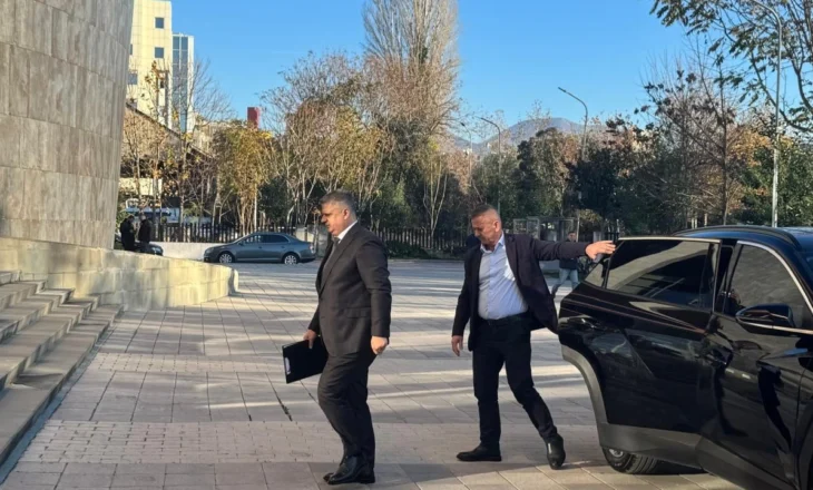 Në garë për kreun e ri të SPAK, Adnand Xholi mbërrin në KLP