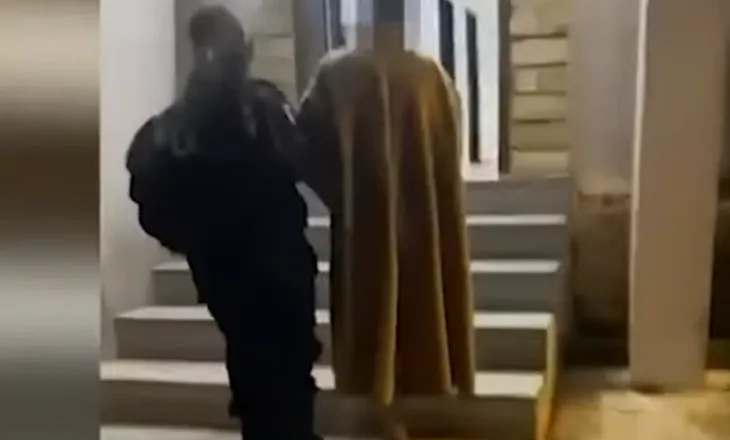 Në ‘Golf’ me armë zjarri dhe municione, mirditorja 35-vjeçare përfundon në pranga