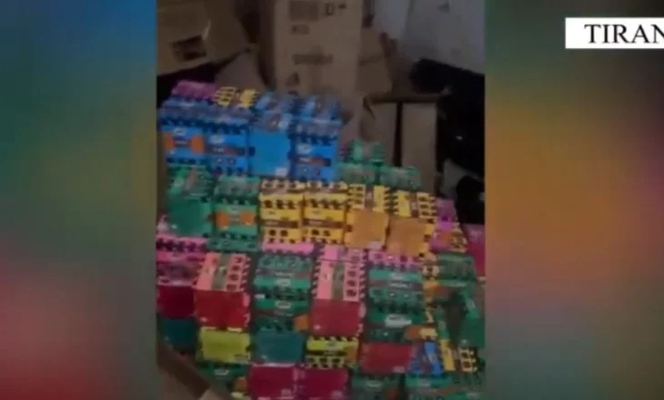 Në prag të festave të fundvitit/ Sekuestrohen qindra fishekzjarrë në Tiranë! Zbulohet magazina, në pranga pronari