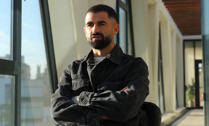 Në Shtëpinë e Futbollit/ Hysaj komenton shortin e Shqipërisë në play-off. Ardit Gjebrea për FSHF Tv: Do të jetë një mbrëmje e artë