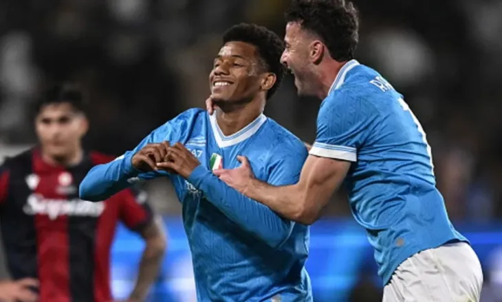 Neres fundos Bolonjën në finale, Napoli fiton Superkupën