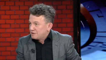 Nga pengmarrja tek ndërhyrja në e-Albania/ Buzhala përmbledh 200 faqe të dosjes së AKSHI-t dhe sfidon Ramës: Kur do..