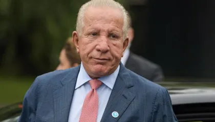 Nga sot rikthehet normaliteti në aeroportin e Vlorës/ Behgjet Pacolli fiton gjyqin ndaj ortakut