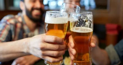 Një javë konsumim i alkoolit, ja çfarë i bën trupit tuaj