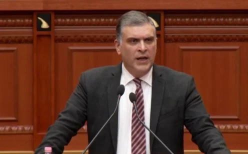 ‘Një prej denoncuesve kryesorë të koncesioneve ndodhet në burg’, Blushi: Regjimi i qeverisë ‘Rama’, më keq se në Rusi