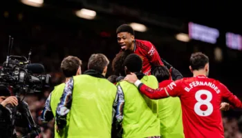 Njerëzit e afërt e ndalojnë sulmuesin e njohur të transferohet te City, por duhet të shkojë te Man. United