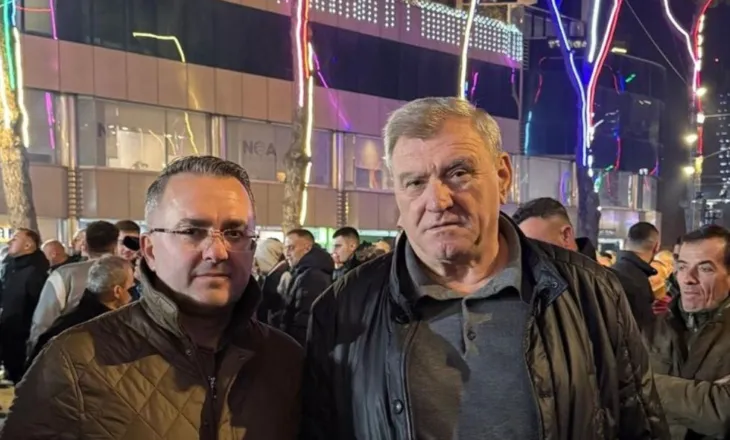 “Njerëzit më pyesin, pse del në krah të Berishës?”, Duka: Problem s’është e majta, por kleptokracia