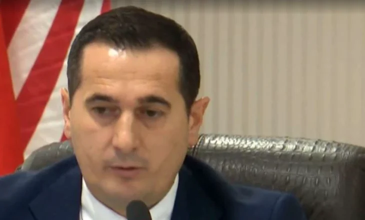 ‘Nuk bëjmë jetë normale”! Kreu i ri i SPAK rrëfen kufizimet e profesionit: Kur shkojmë në një lokal kontrollojmë…