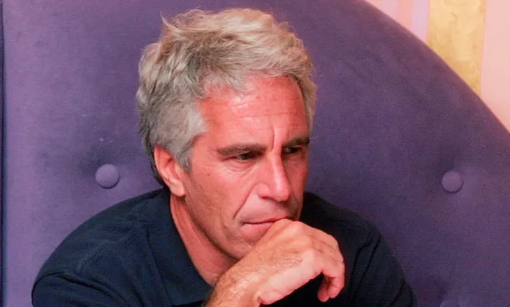 “Nuk do zbulohen të gjitha dokumentet”/ Vijojnë debatet për dosjet “Epstein”, demokratët akuzojnë Trump për vendimin