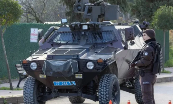 “Nuk ju dhamë mundësinë të gjunjëzojnë shtetin”/ Pjesë e grupit ekstremist të ISIS, Turqia arreston 357 persona