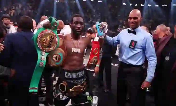 Nuk pagoi detyrimet financiare, WBC i heq titullin kampionit të pamposhtur të botës