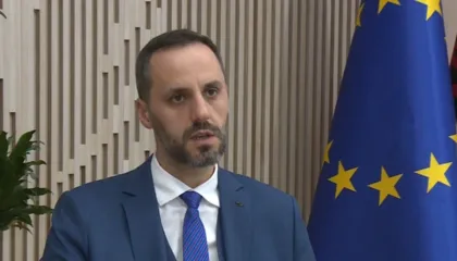 “Nuk zbardh vendimin prej një viti”, ministri Lamallari i kërkon ILD-së hetim disiplinor për gjyqtarin Ilir Përdeda